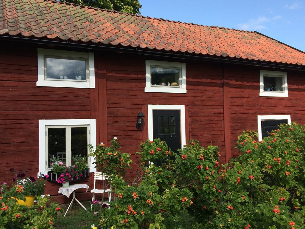 Bjaerkeryd Soedergard Bed & Stable Villa Kisa ภายนอก รูปภาพ